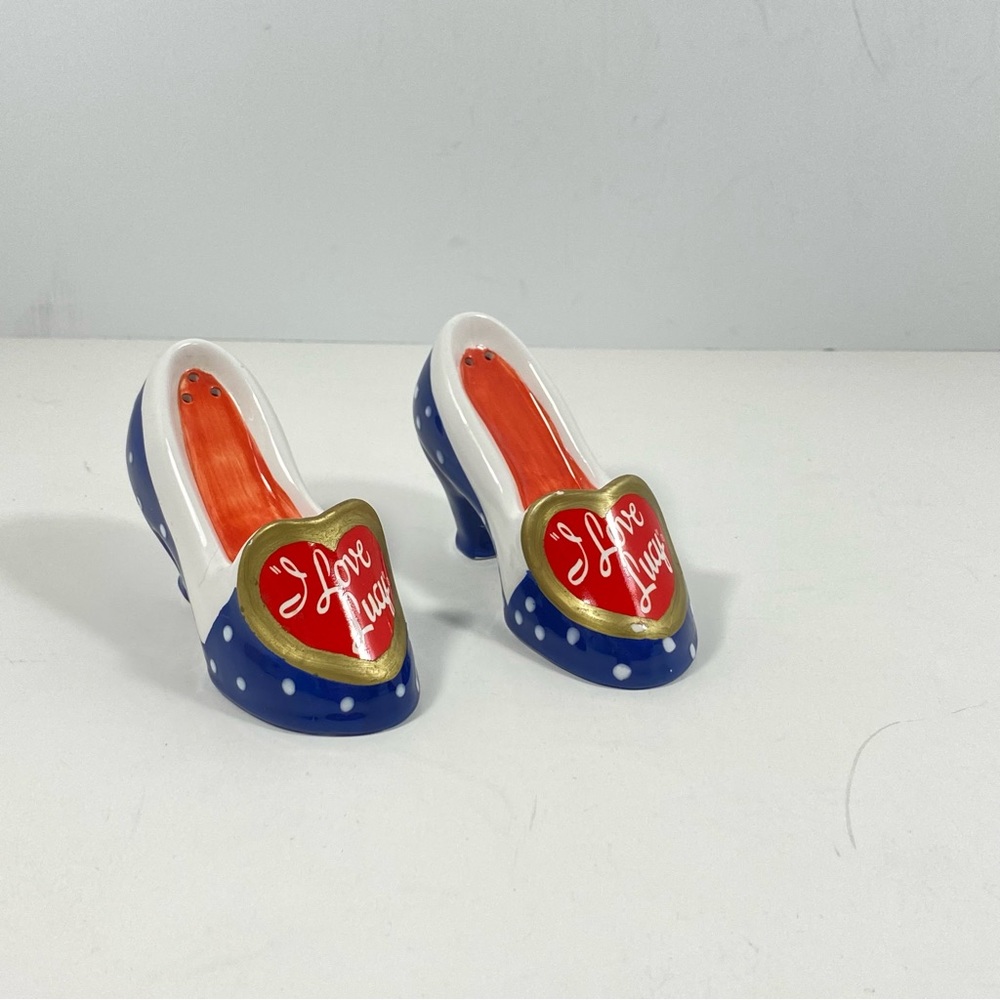 I Love Lucy Ceramic High Heel Shoe Salt Pepper Shakers Red Blue Polka Dots 1999